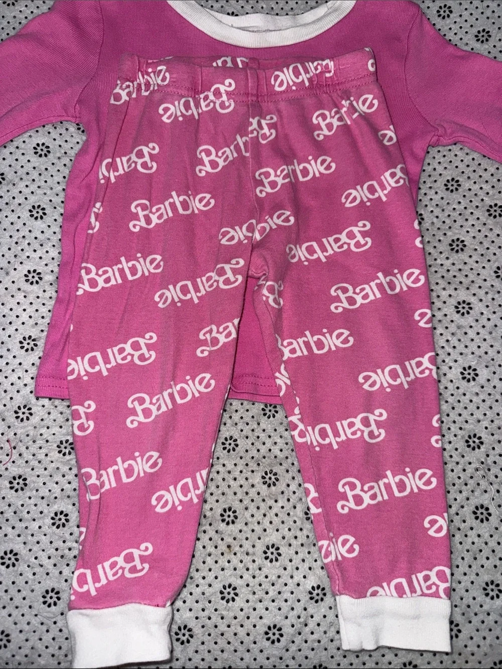 🛍 CUTE  LITTLE GIRLS PAJAMAS SIZE 2T 🛍